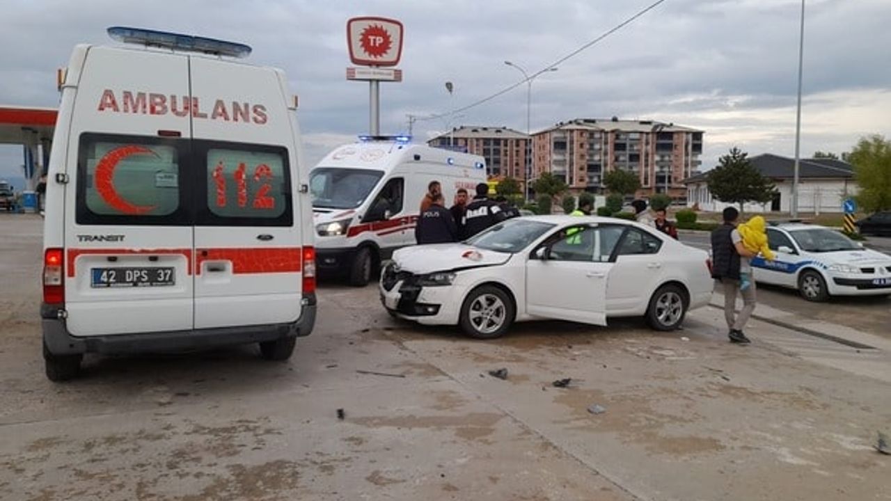 Konya'da feci kaza! 5 kişi...