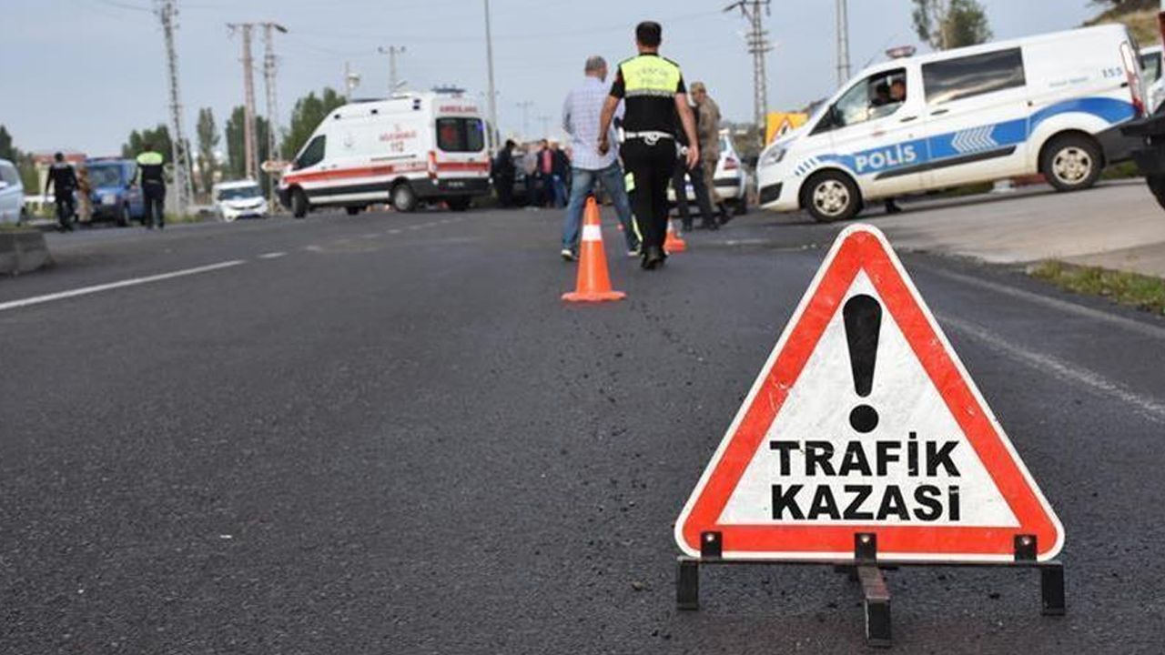 Konya’da iki otomobil çarpıştı: 3 kişi yaralandı