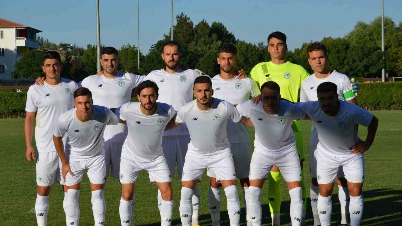 Konyaspor hazırlık maçında Kayserispor’u 4-0 mağlup etti