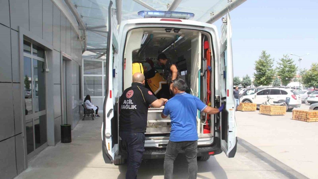 Konya’da 4’üncü kattan düşen engelli çocuk ağır yaralandı