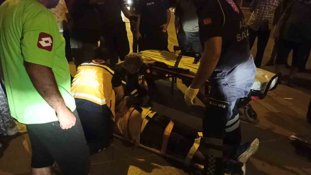 Konya'da kamyonetle çarpışan motosikletin sürücüsü yaralandı
