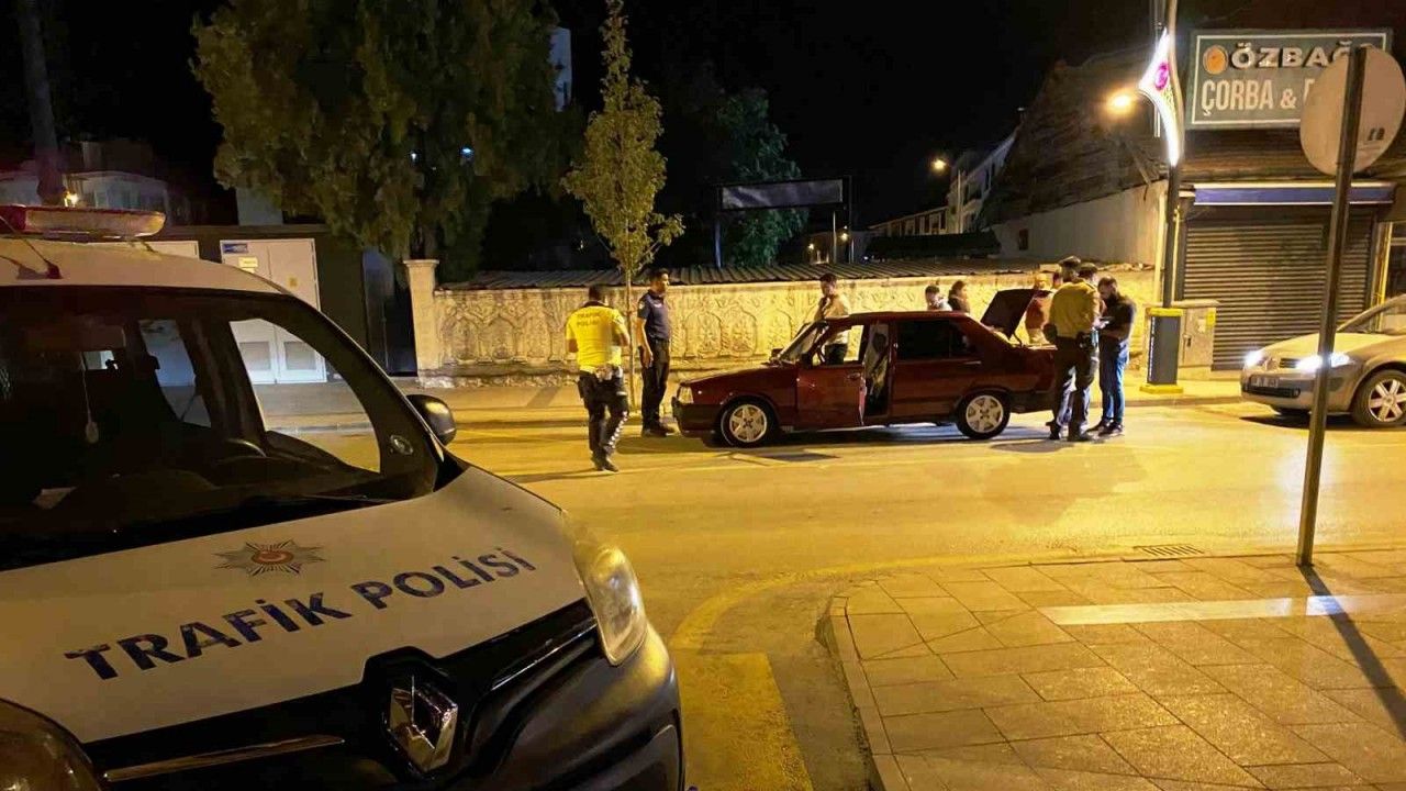 Konya’da polis denetimleri devam ediyor