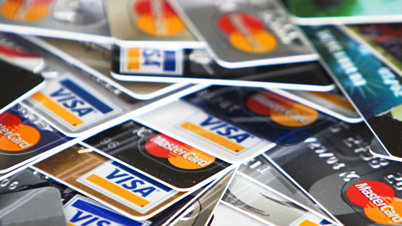 Kredi kartında takibe düşenler temmuzda yüzde 52 arttı