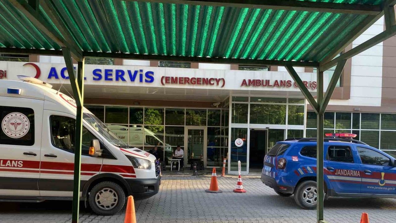 Konya’da otomobillerin çarpışması sonucu meydana gelen kazada 2 kişi yaralandı