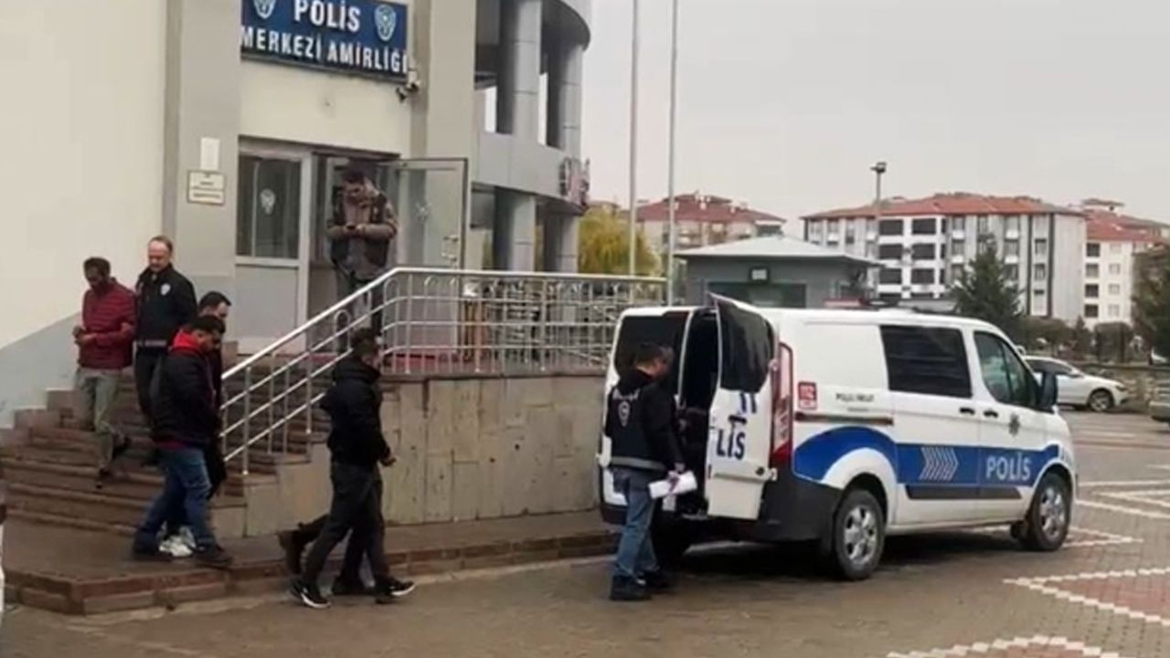 Konya'da arama kararı bulunan 4 kişi yakalandı