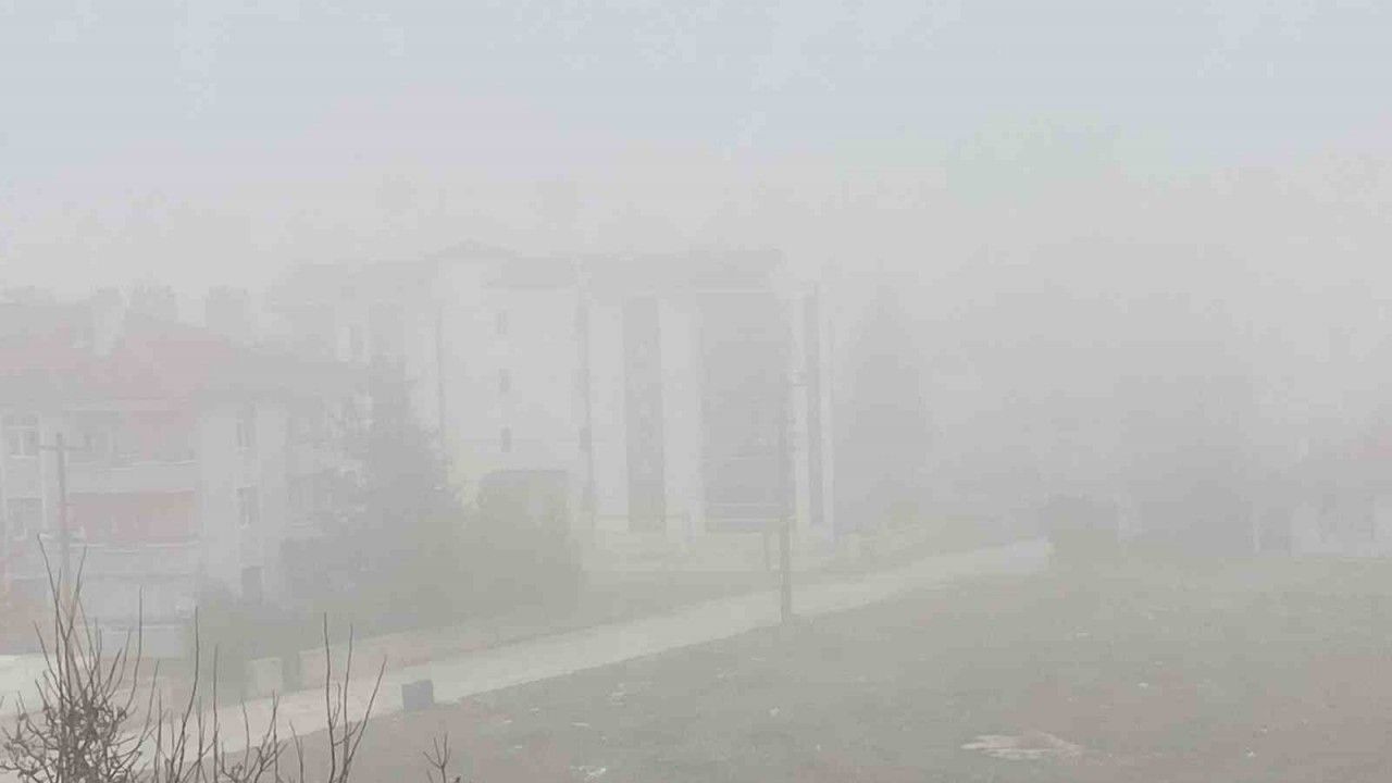 Kulu’da yoğun sis etkili oluyor