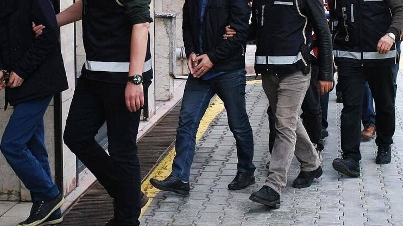 Konya'da kaçakçılık operasyonu: 13 zanlı emniyet güçleri tarafından yakalandı