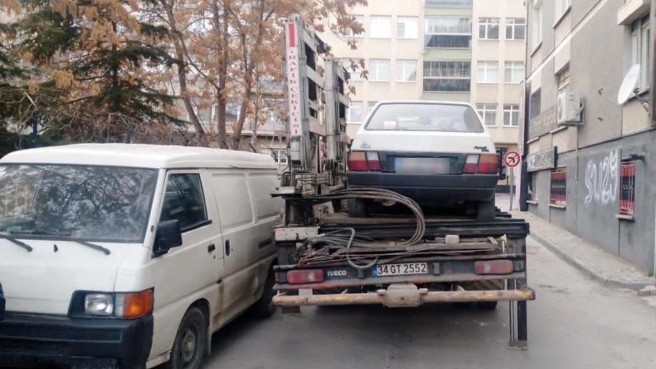 Konya'da hatalı park yapan sürücülere cezai işlem ve otopark uygulaması