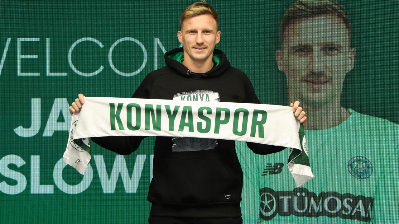 Konyaspor, tecrübeli kaleci Jakub Slowik'i transfer etti!