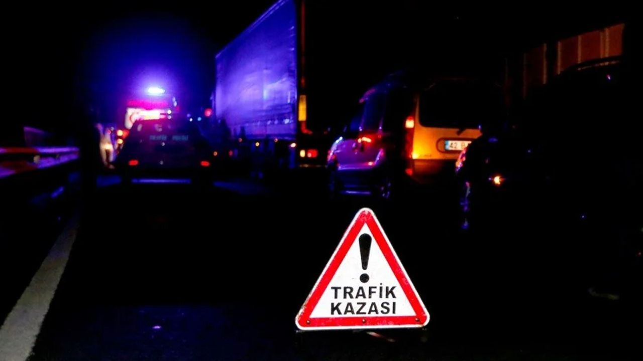 Konya'da trafik kazası! Tır ile hafif ticari araç çarpıştı: 1 yaralı