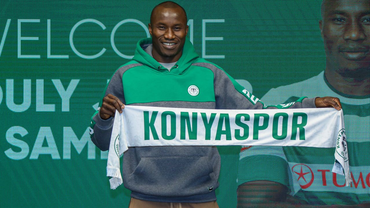 Konyaspor, Senegalli golcü Bouly Junior Sambou'yu kadrosuna kattı