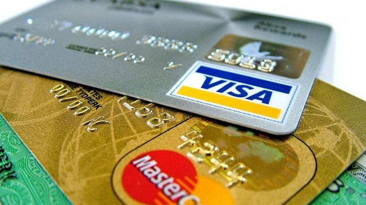 Kredi kartı kullanıcılarına büyük darbe! Yeni komisyon oranları işletmeleri zorluyor