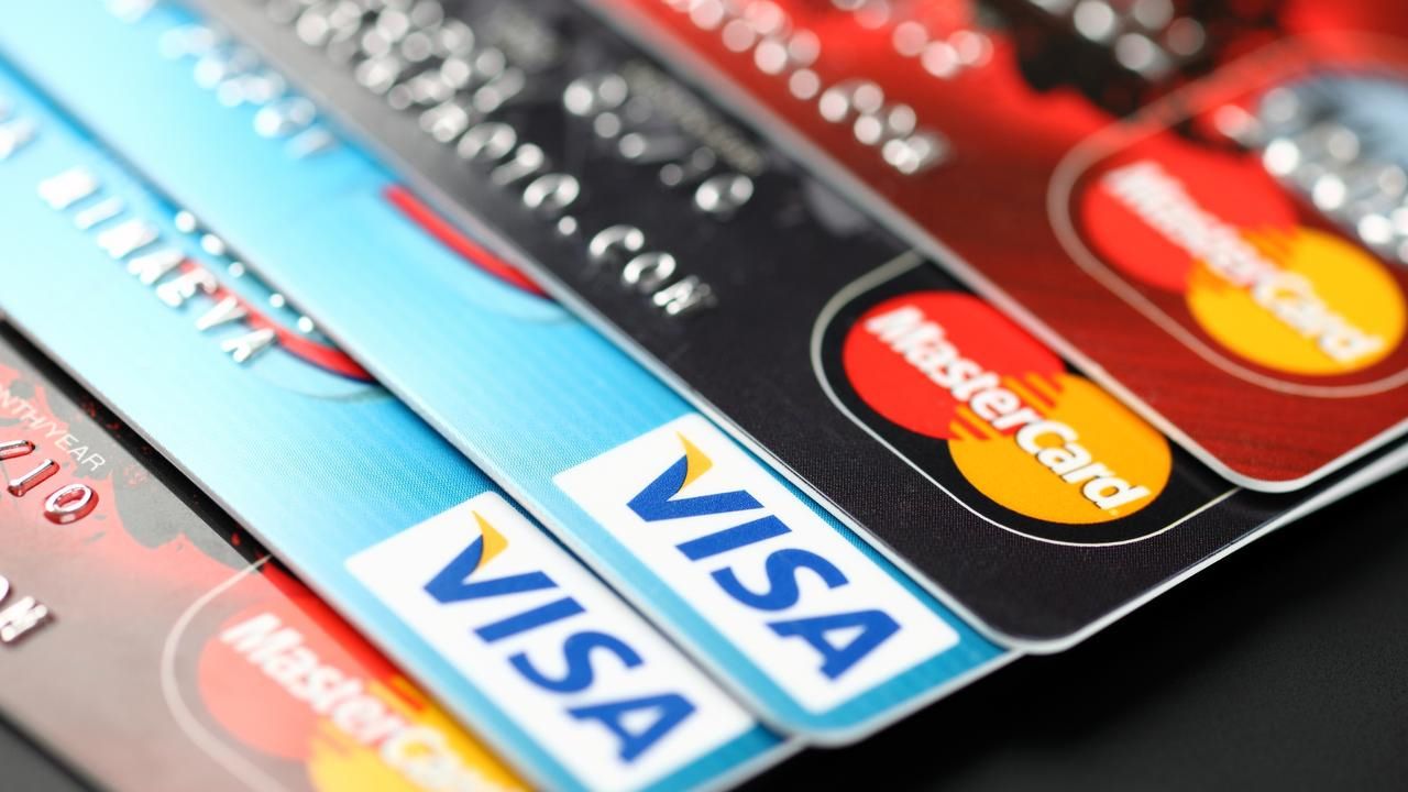 Kredi kartı kullanıcılarını bekleyen yeni dönem: Limitler kısıtlanacak!