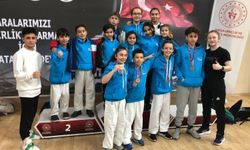 Manisalı karateciler, Bursa’dan 5 madalya ile döndü