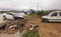Karaman’da trafik kazası: 4 yaralı