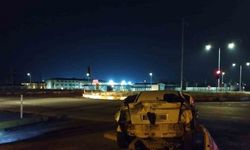 Konya'da tır, kırmızı ışıkta bekleyen otomobile çarptı: 3 yaralı