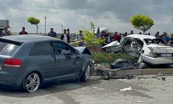 Aksaray’da 2 otomobil çarpıştı: 3 ölü, 2 ağır yaralı