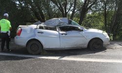 Konya’da otomobil ağaca çarptı: 2 yaralı