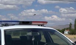 Aksaray’da jandarma ekipleri trafiği helikopterle denetliyor