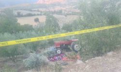 Karaman’da traktör bahçeye devrildi: 2 ölü, 1 yaralı