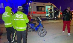 Otomobil ile motosiklet çarpıştı: Kurye yaralandı