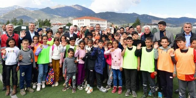 MEB: Afet bölgesinde Bin 783 noktada eğitim sürüyor