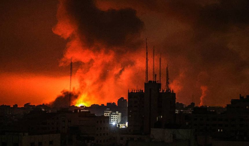 İsrail'den Gazze'ye ağır bombardıman