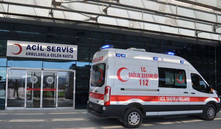 Karaman'da kaza: Kamyonla çarpışan cipin sürücüsü yaralandı