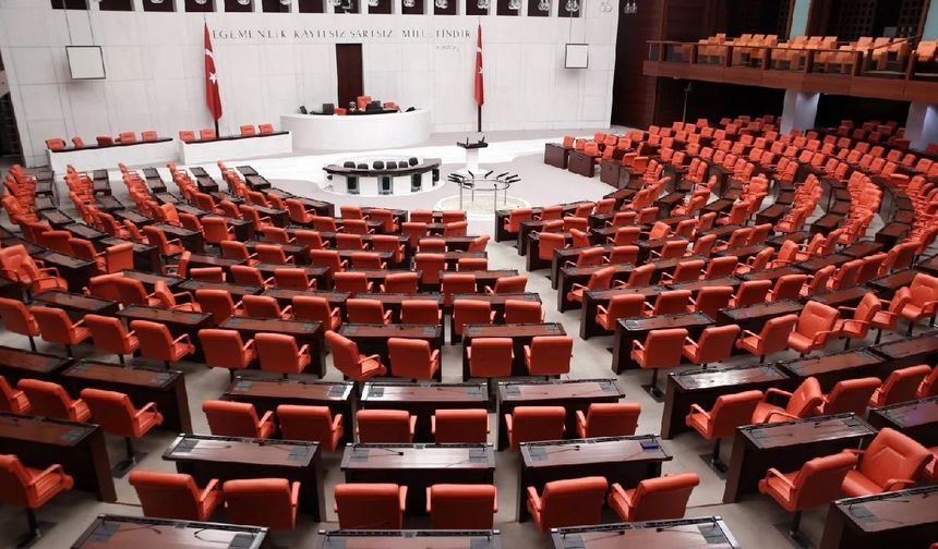 TBMM'de sandalye dağılımı değişiyor: CHP, 4 milletvekilini belediye başkanı olarak kaybedecek